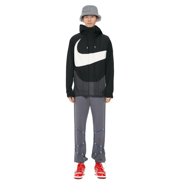 Nike Sportswear SwooshLogo