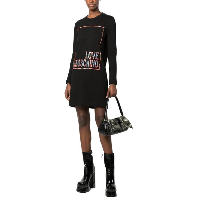 LOVE MOSCHINO FW22 LogoTA