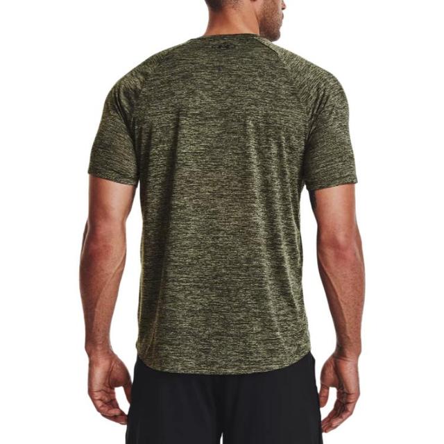 Under Armour T