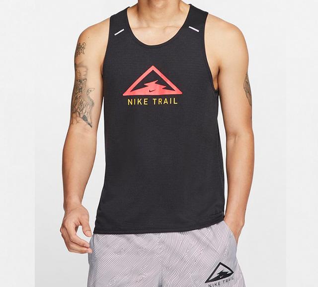 Nike Rise 365 Trail Dri-Fit