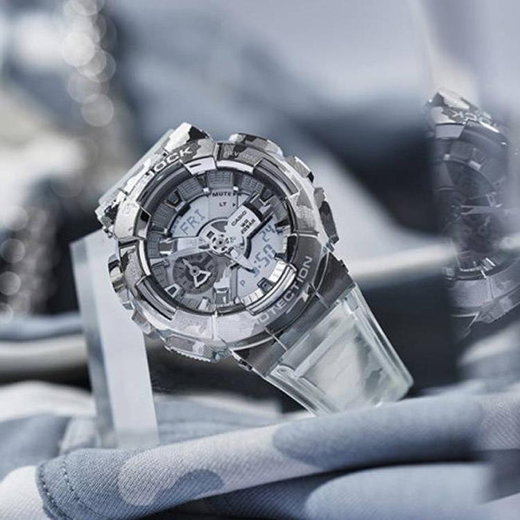 G-SHOCK Metal Covered GM-110SCM-1APR-person