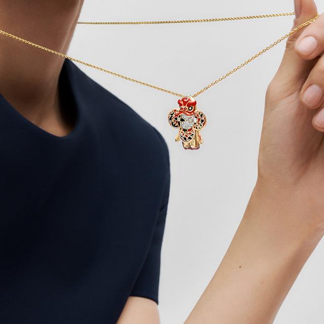 LOUIS VUITTON VIVIENNE RED LION DANCE 18K