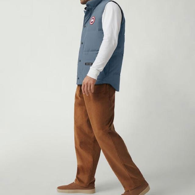 Canada Goose Freestyle crew Logo