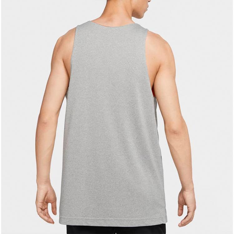 Nike Standard Issue Dri-FIT