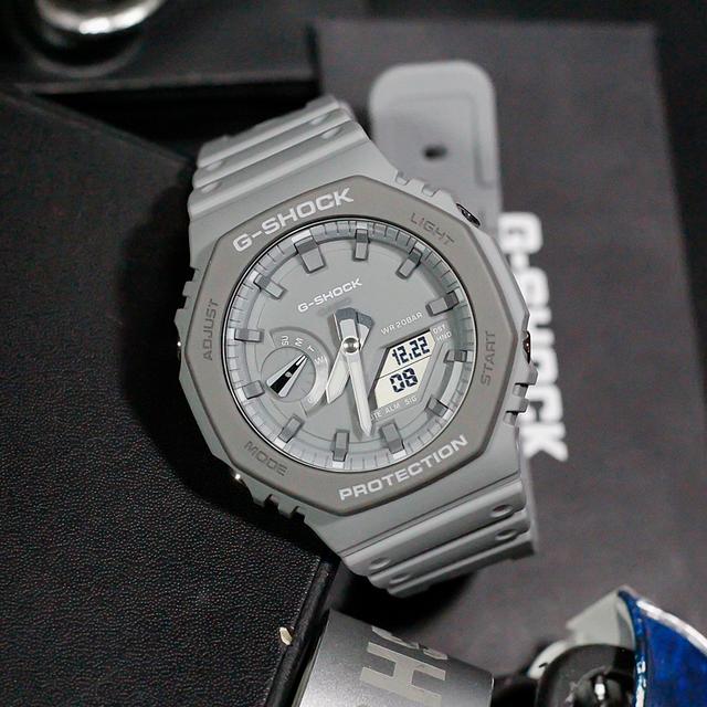 G-SHOCK GA-2110ET-8A