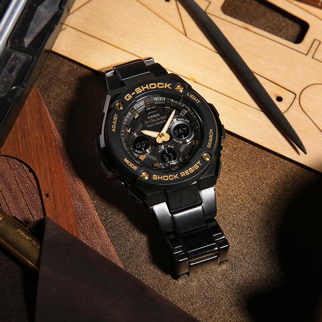 CASIO G-STEELG-SHOCK GST-W300BD-1APR