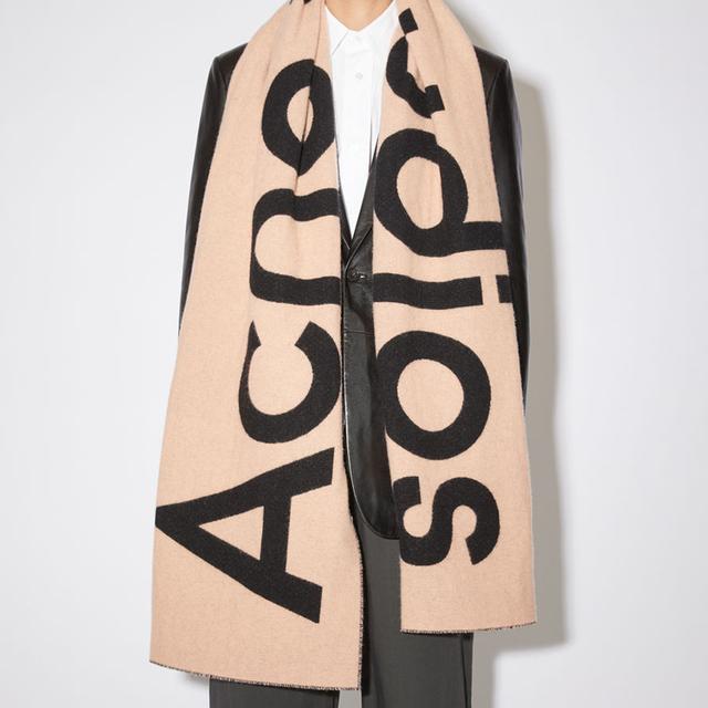 Acne Studios