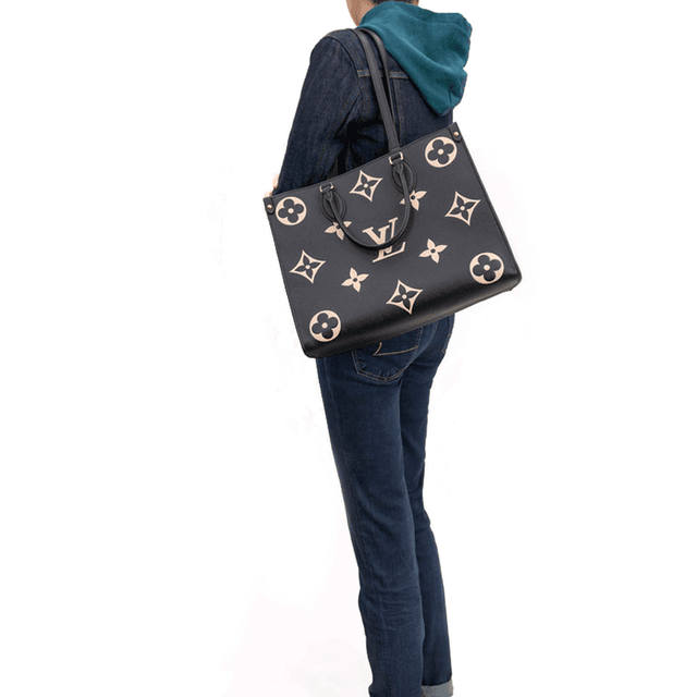 LOUIS VUITTON ONTHEGO Tote