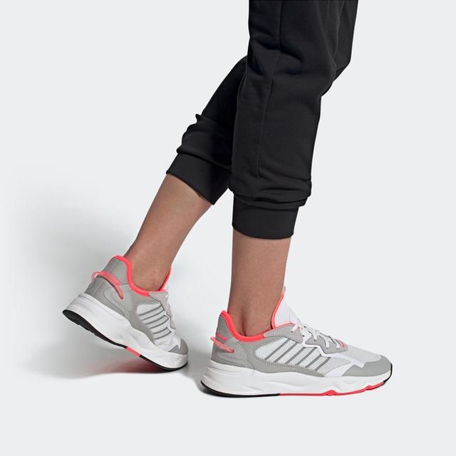 adidas neo Futureflow