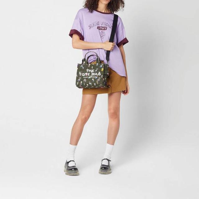 MARC JACOBS PEANUTS MJ The Mini Traveler logo