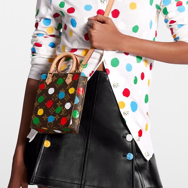 LOUIS VUITTON x Yayoi Kusama Petit Sac Plat Tote