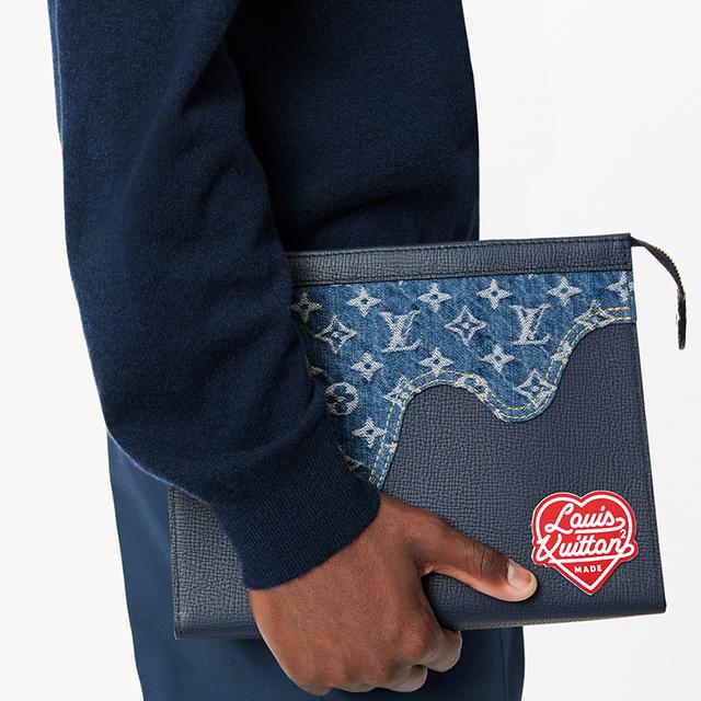 LOUIS VUITTON LV X NIGO POCHETTE VOYAGE