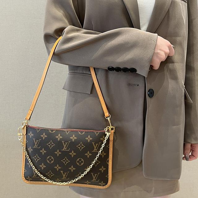 LV Carryall 60cm