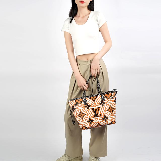 LOUIS VUITTON Crafty Neverfull MM Tote