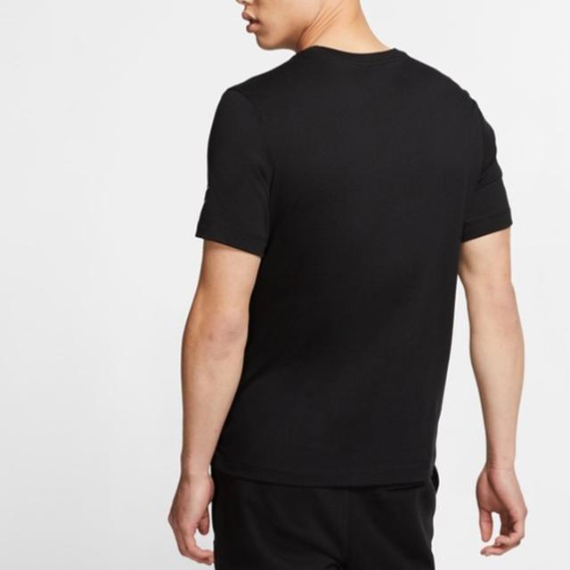 Nike Sportswear Swoosh Logo T