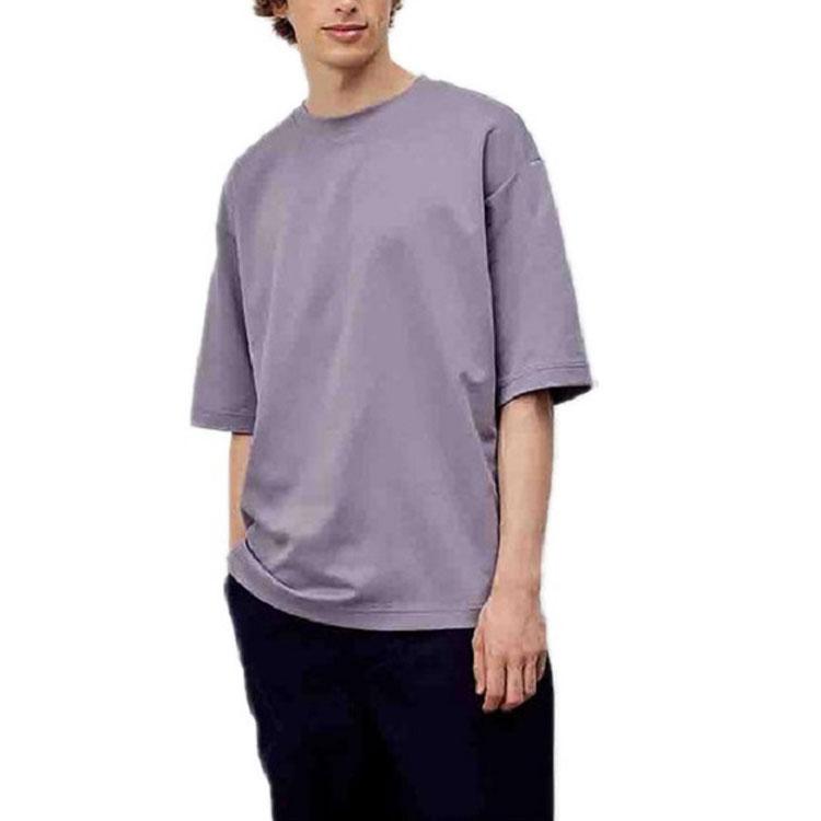 UNIQLO T