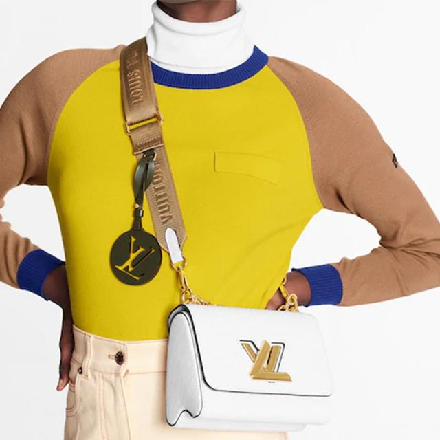 LOUIS VUITTON twist