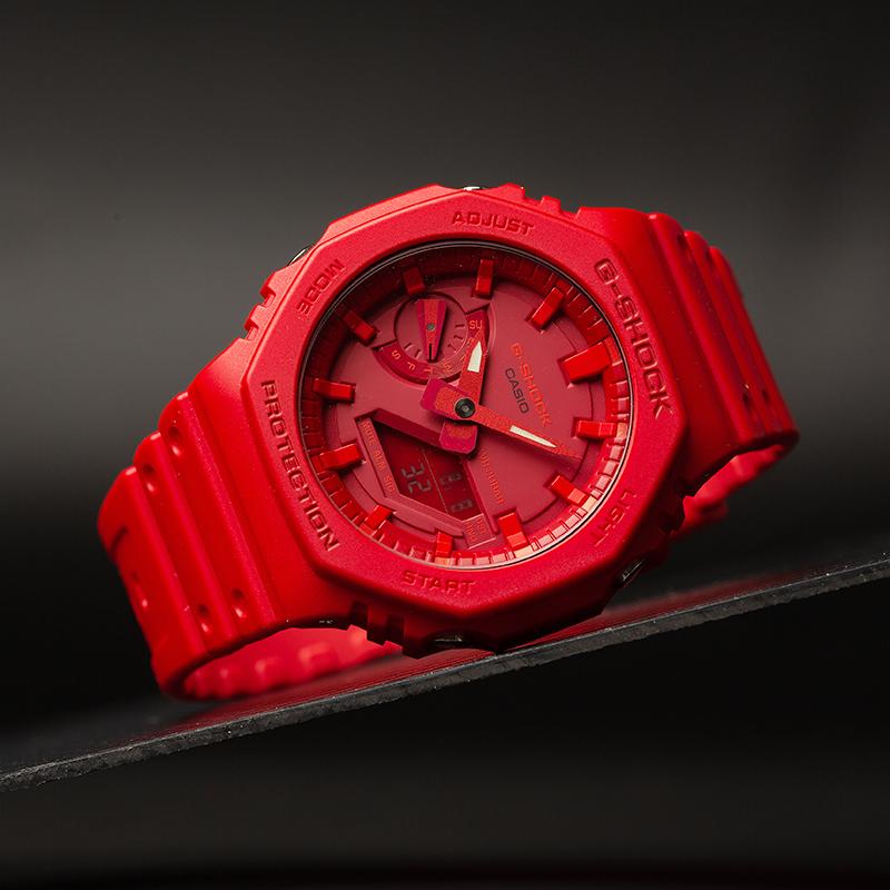 G-SHOCK GA-2100-4APR-person