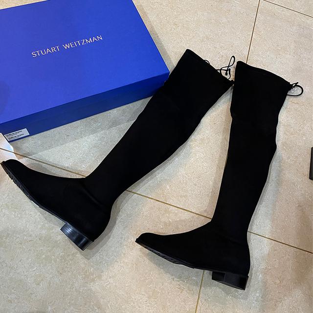 stuart weitzmanSW LOWLAND