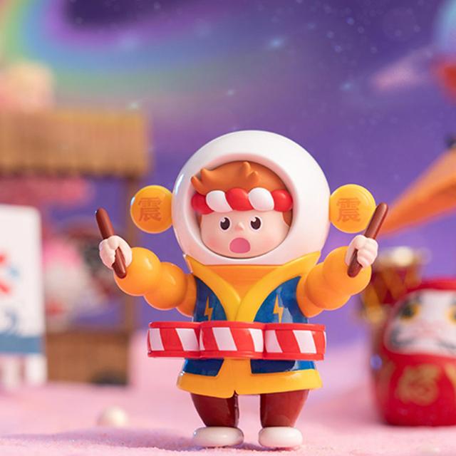 POP MART 009 Space Walker