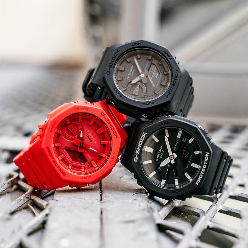 G-SHOCK GA-2100-4APR-person