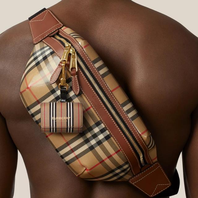 Burberry AirPods Pro