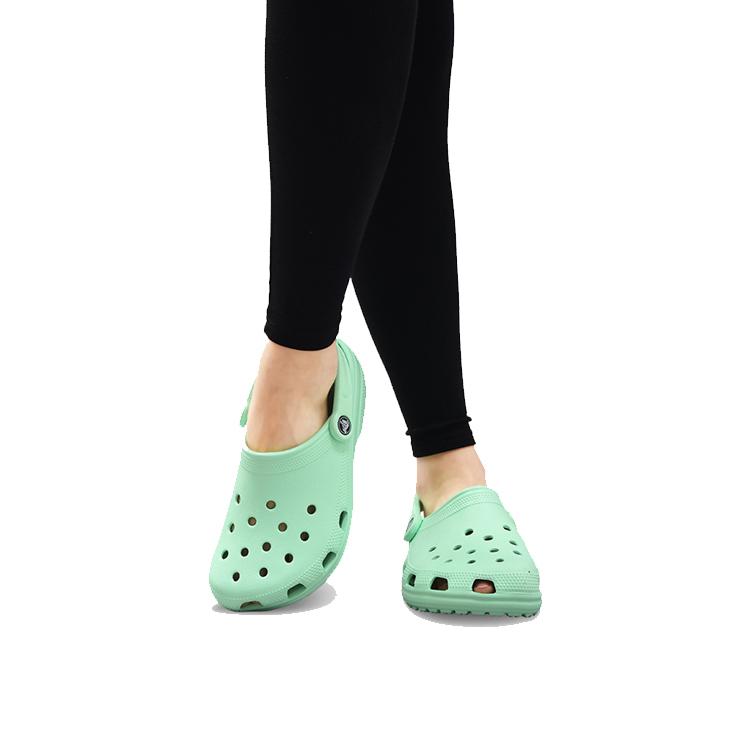 Crocs Classic clog