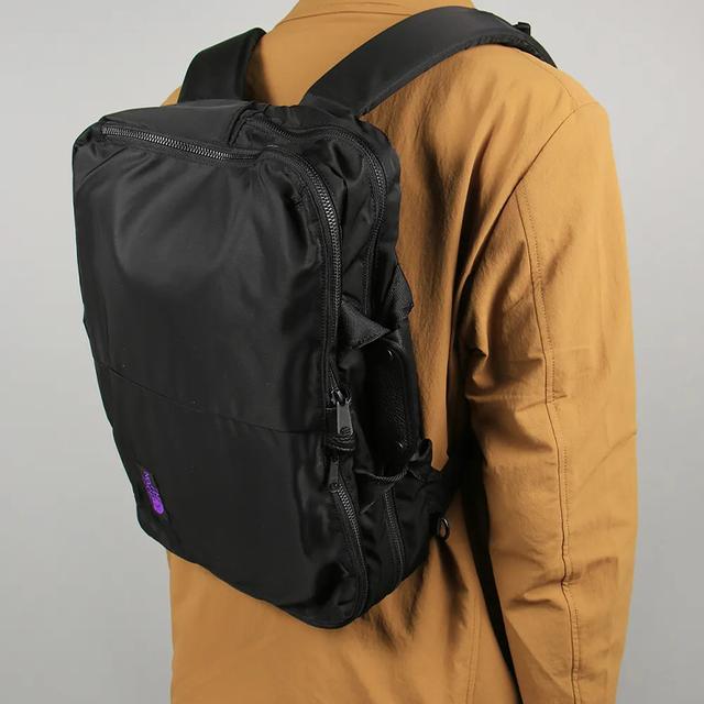 THE NORTH FACE PURPLE LABEL