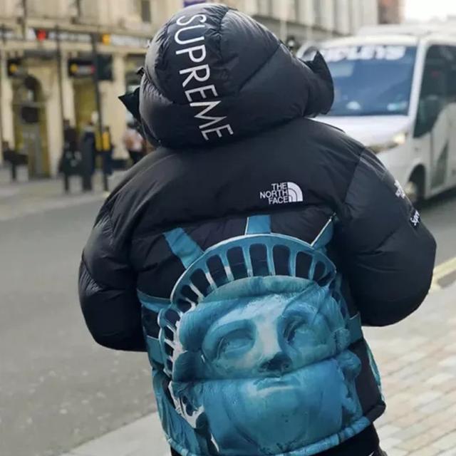 Supreme x THE NORTH FACE Week 10 Statue of Liberty Baltoro