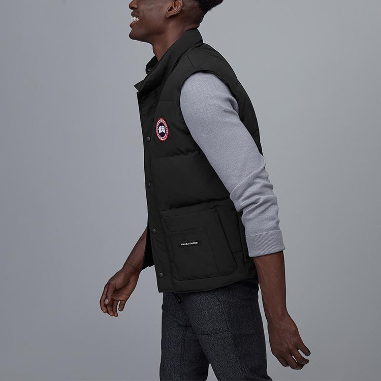 Canada Goose Freestyle Logo