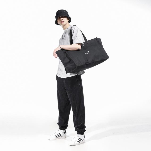 xxDESIGN Tote