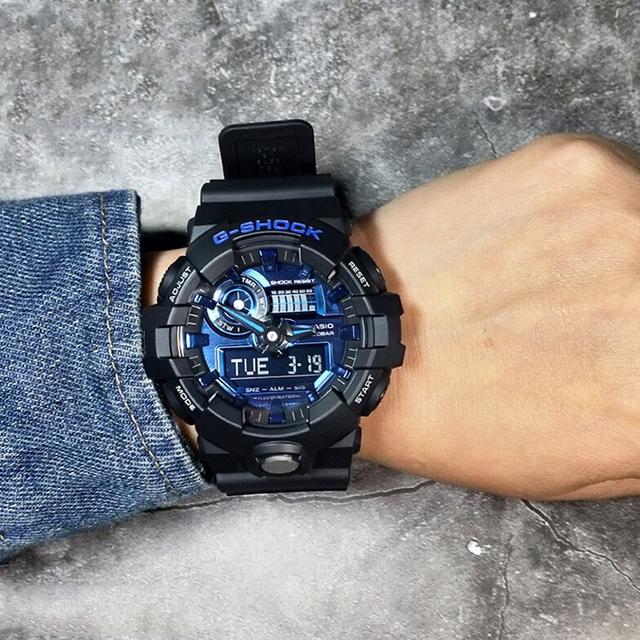 CASIO G-SHOCK GA-710-1A2PR