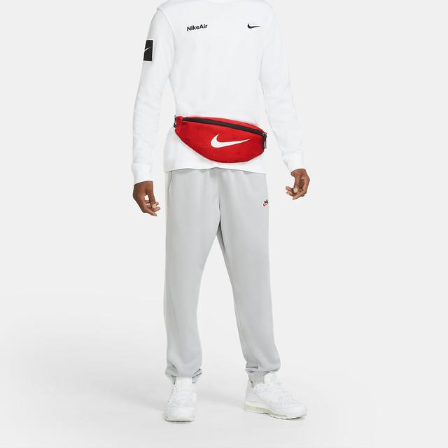 Nike Heritage Swoosh Logo