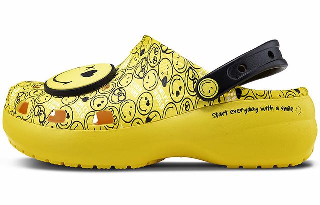 SMILEY x Crocs Classic clog