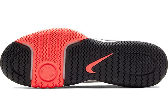 Nike Tech Challenge Lava