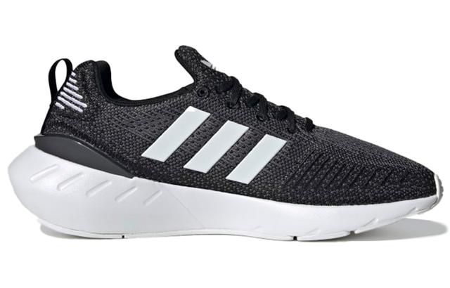 adidas originals Swift Run 22