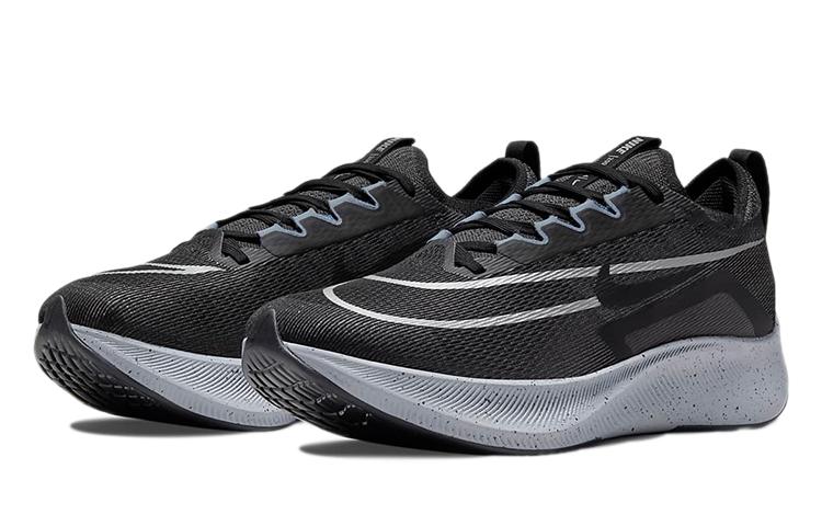 Nike Zoom Fly 4