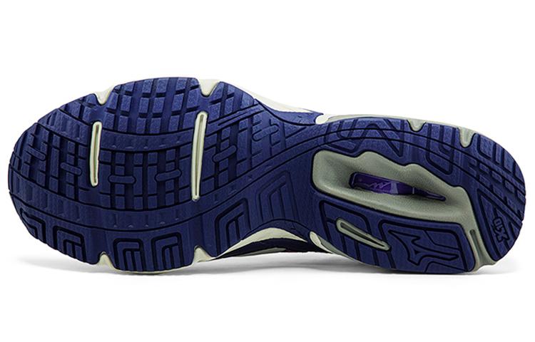 Mizuno Wave Solar