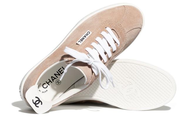 CHANEL Suede Street