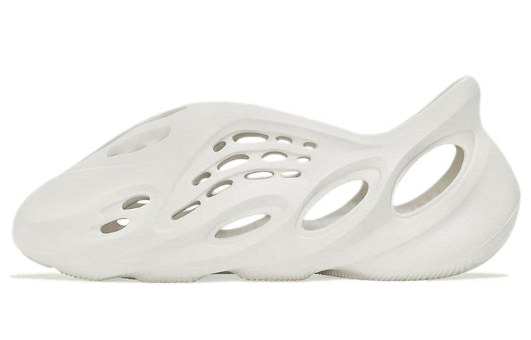 adidas originals Yeezy Foam Runner Sand 2021