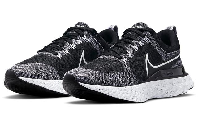 Nike React Infinity Run Flyknit 2