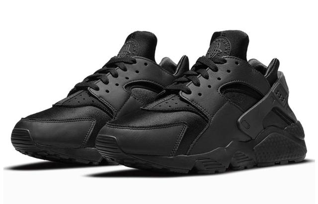 Nike Huarache "Triple Black"