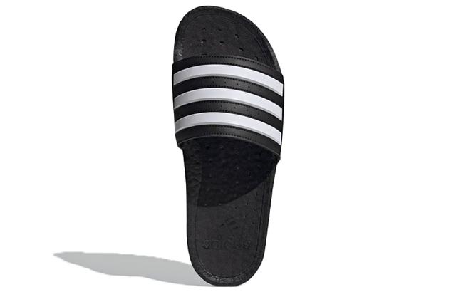 adidas Adilette