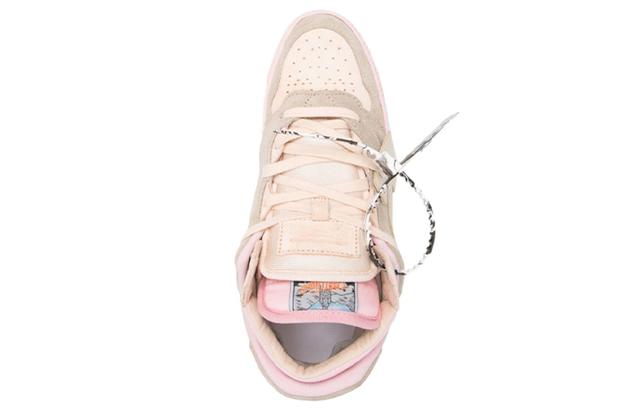 OFF-WHITE Off-Court 3.0 Floating Arrow