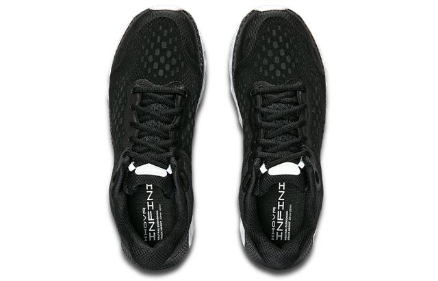 Under Armour Infinite 3 CN