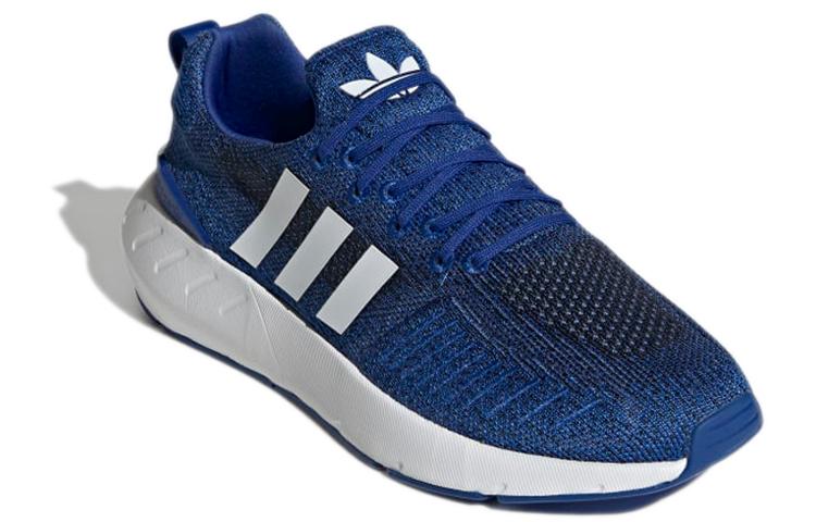 adidas originals Swift Run 22