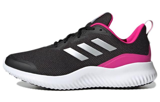 adidas Alphacomfy