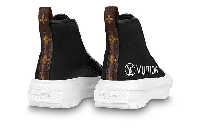 LOUIS VUITTON Squad