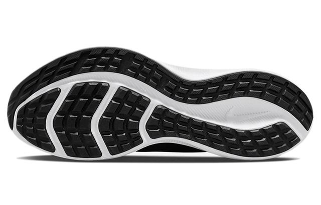 Nike Downshifter 11