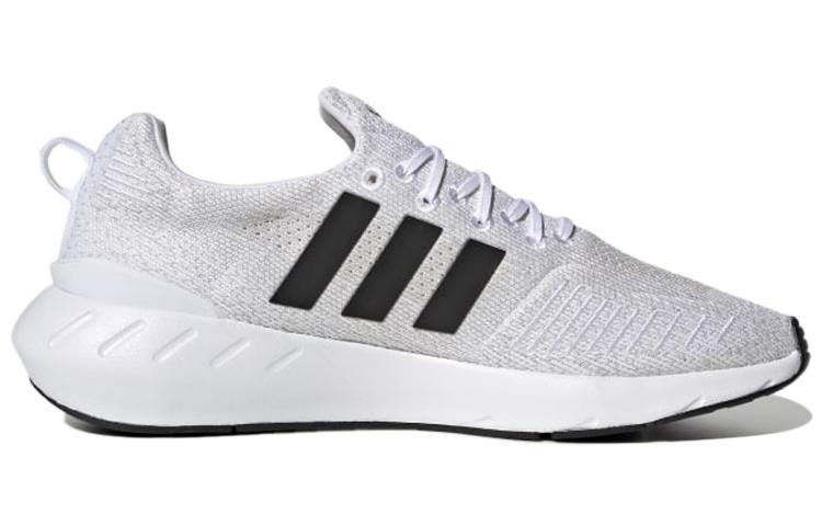 adidas originals Swift Run 22